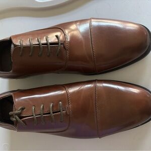 Classic Brown Men's Dress Shoes